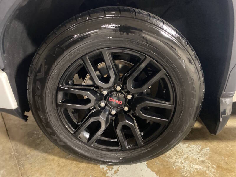 gmc sierra 1500 limited 2022 1GTU9CED1NZ123345 image gmc sierra 1500 limited 2022 1GTU9CED1NZ123345 image